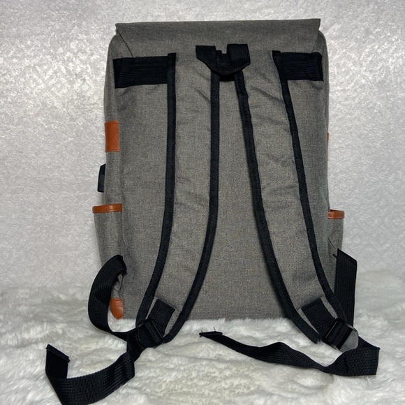 Slim labtop backpack with usb - Picture 5 of 10